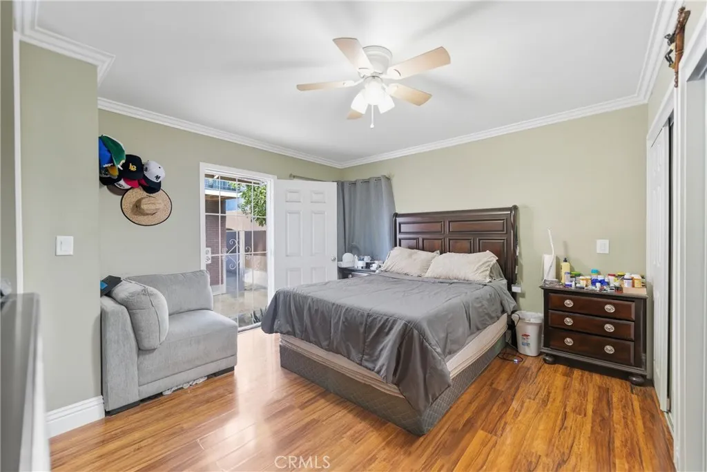 155 E Barclay, Long Beach, California 90805 home-pic-18